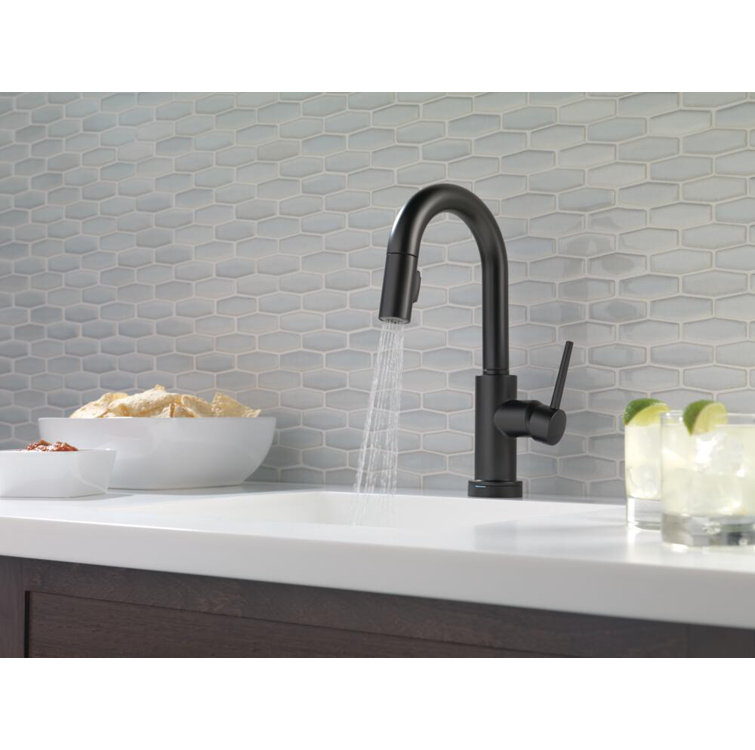 Sleek Stainless Steel 14" Modern Pull-Out Spray Kitchen Faucet
