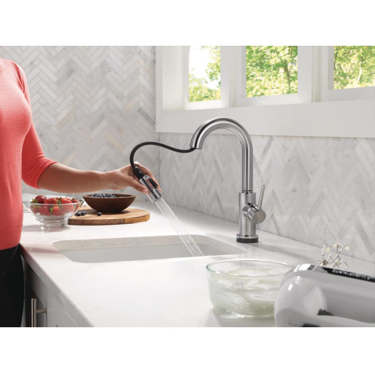 Stainless Steel Modern Pull-Down Kitchen Faucet with Touch Technology