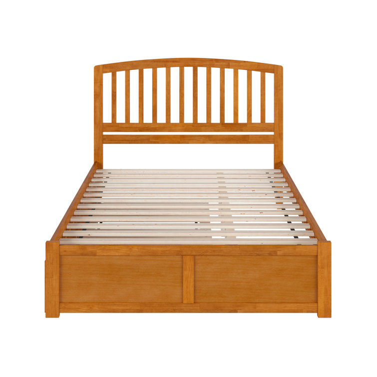 Light Toffee Queen Wood Platform Bed with Slatted Headboard