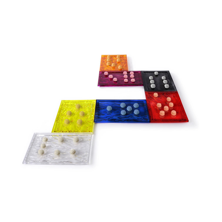 Crystal Dune 18'' Wide Semi-Transparent Polycarbonate Tray