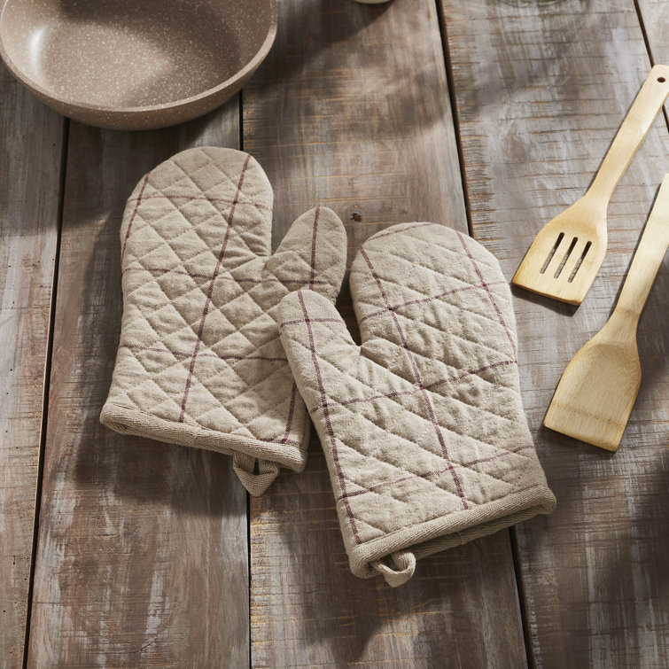 Connell Beige Cotton Quilted Oven Mitt Set