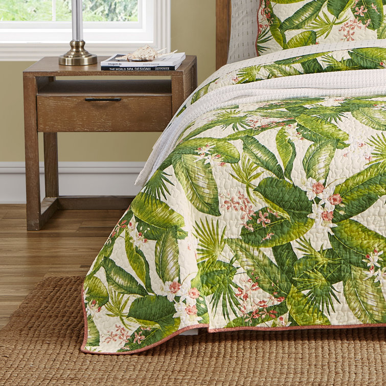 Ecru Twin Cotton Reversible Quilt Set with Palm Leaf Design