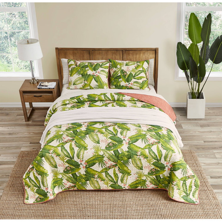 Ecru Twin Cotton Reversible Quilt Set with Palm Leaf Design