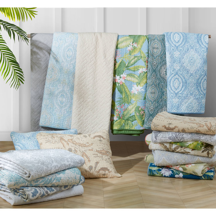 Coastal Breeze Twin Cotton Quilt Set with Reversible Blue Design