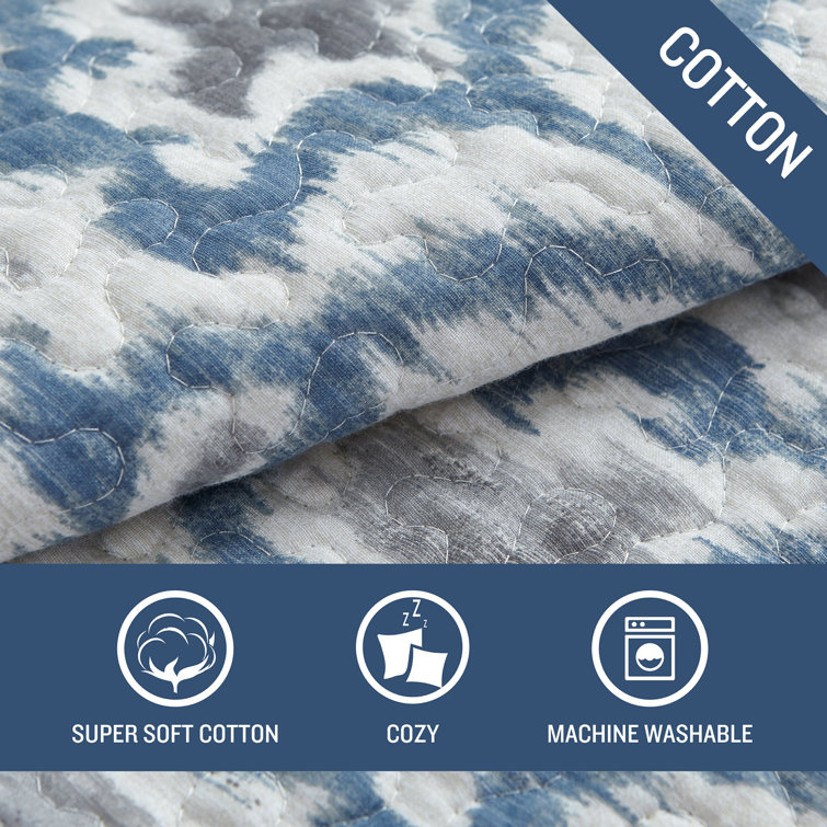 Coastal Breeze Twin Cotton Quilt Set with Reversible Blue Design