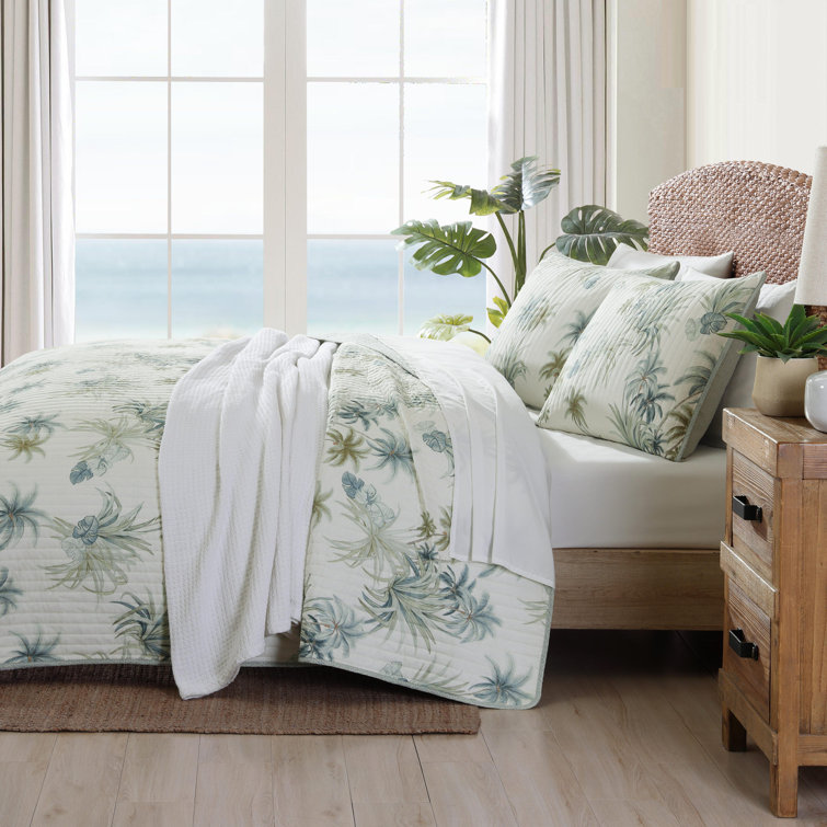 Serenity Palms Reversible Cotton Quilt Set, Full/Queen, Blue
