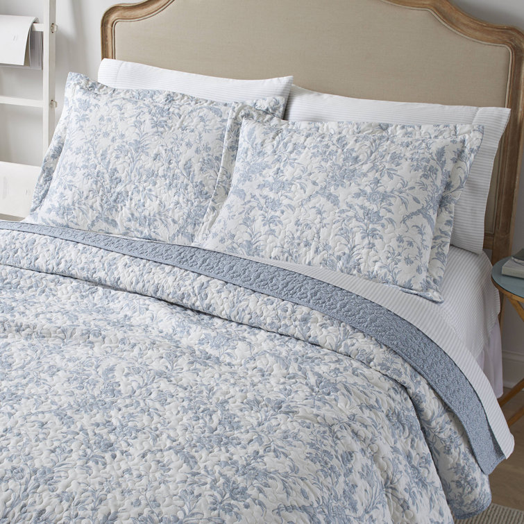 King Size Blue Cotton Reversible Quilt Set