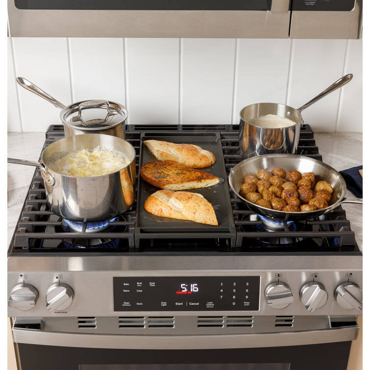 GE 30" Stainless Steel Free-Standing Gas Range with Griddle