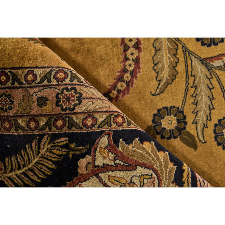 Antique Black and Beige Floral Wool Area Rug 14' x 18'1"