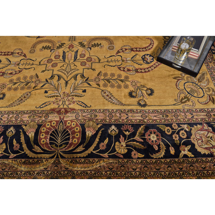 Antique Black and Beige Floral Wool Area Rug 14' x 18'1"