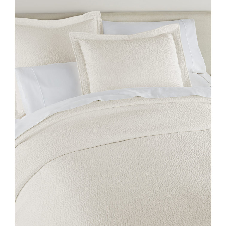 Ivory Cotton Twin Coverlet with Shams