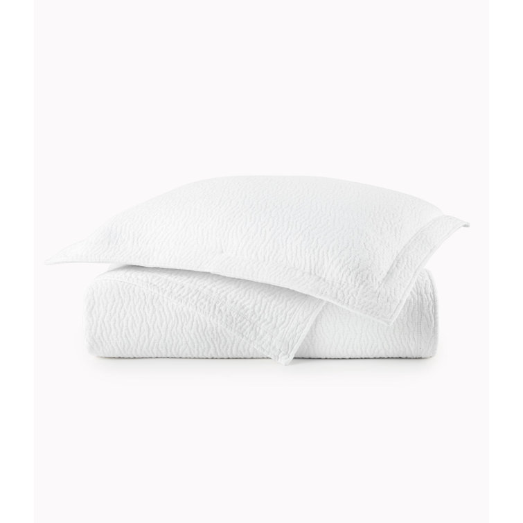 Mia White Cotton Twin Coverlet with Shams