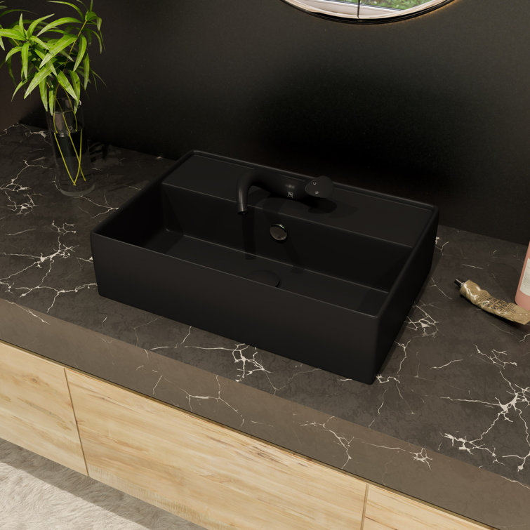 Matte Black Single-Handle Bathroom Faucet with Wave Design