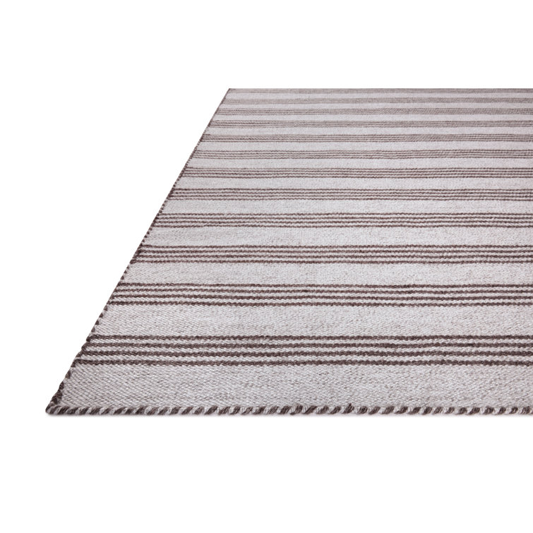Charlie Silver and Bark Striped Reversible Indoor/Outdoor Rug 2'3" x 3'9"