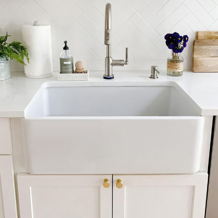White 33" Fireclay Farmhouse Single Bowl Kitchen Sink