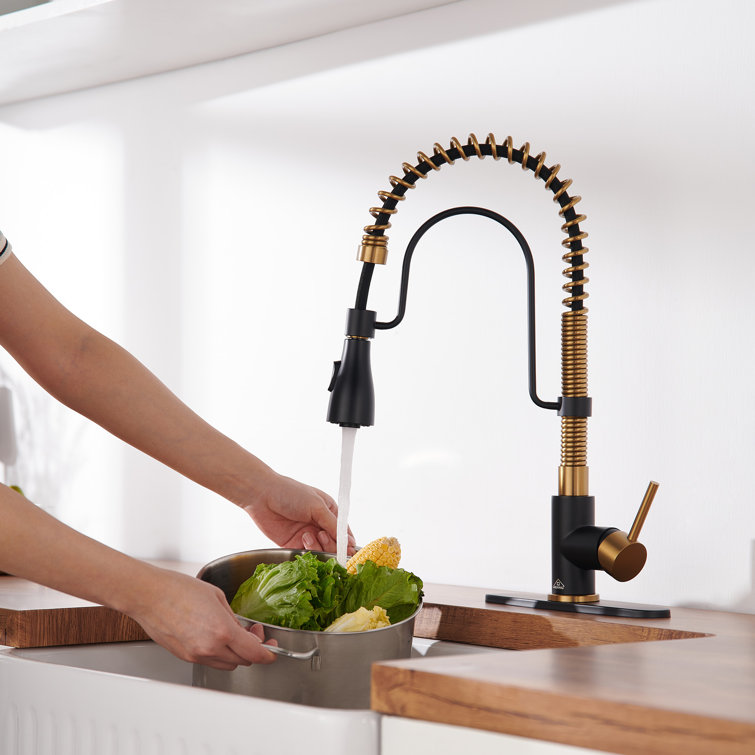 Matte Black and Brushed Gold Stainless Steel Pull Down Kitchen Faucet