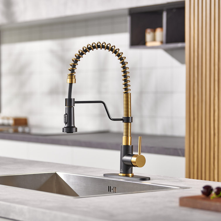 Matte Black and Brushed Gold Stainless Steel Pull-Down Kitchen Faucet