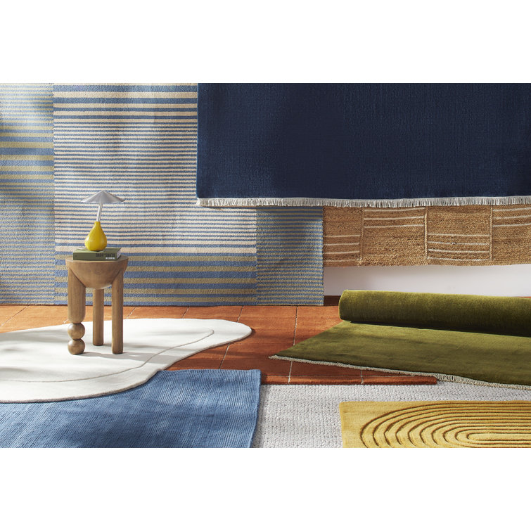 Handmade Green Wool Rectangular Fringe Rug 6' x 9'