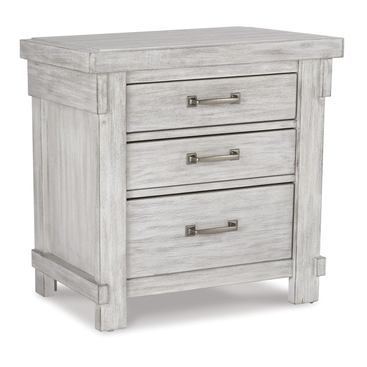 Transitional Brashland 3-Drawer Nightstand in Textured White