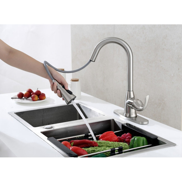 Brushed Nickel Single Handle Kitchen Faucet with Pull-out Spray