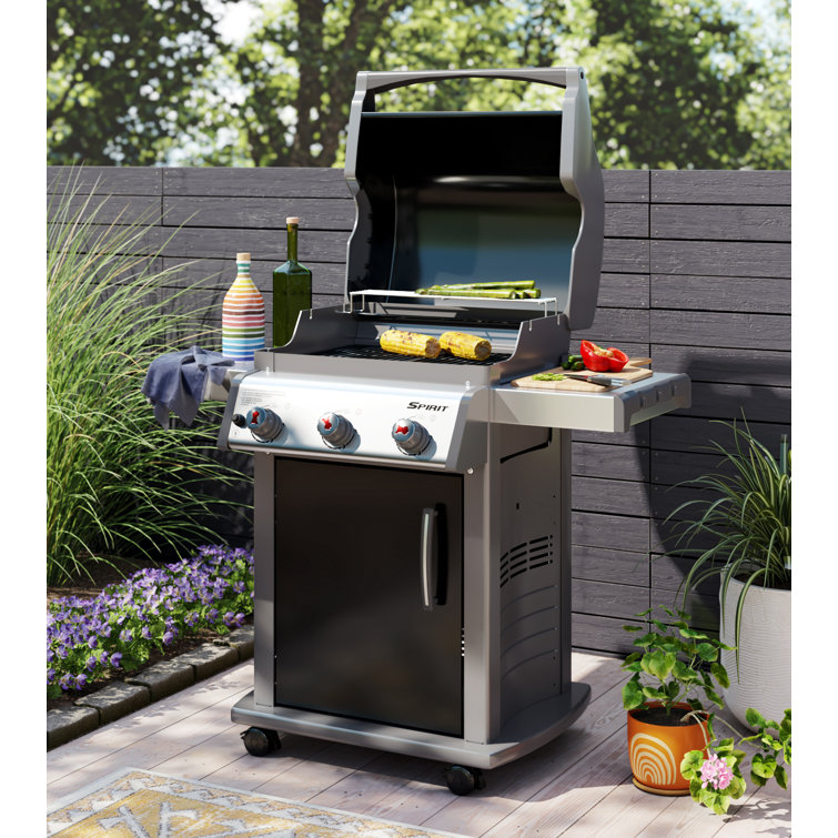 Black Stainless Steel 3-Burner Propane Gas Grill