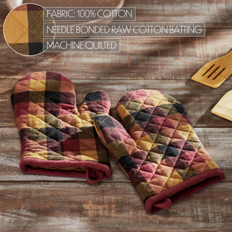 Heritage Farms Checkered Cotton Oven Mitt Set in Deep Burgundy
