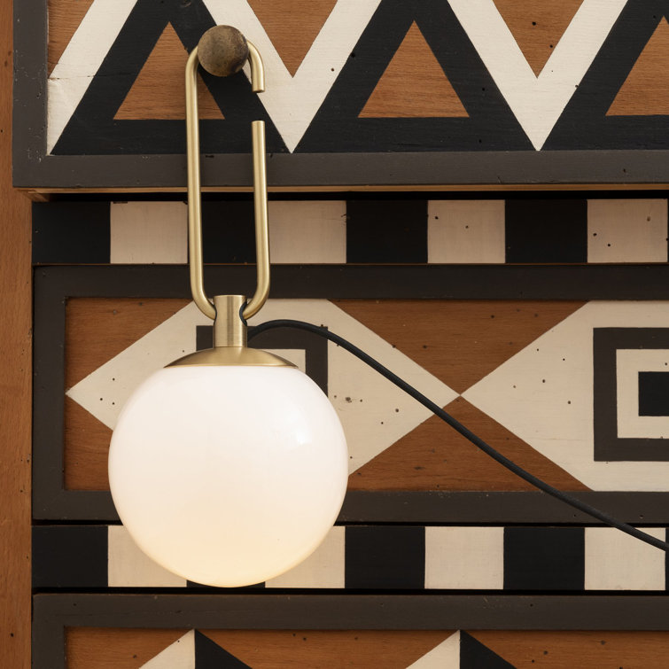 NH 5W LED-T Switch-Controlled Wall Sconce
