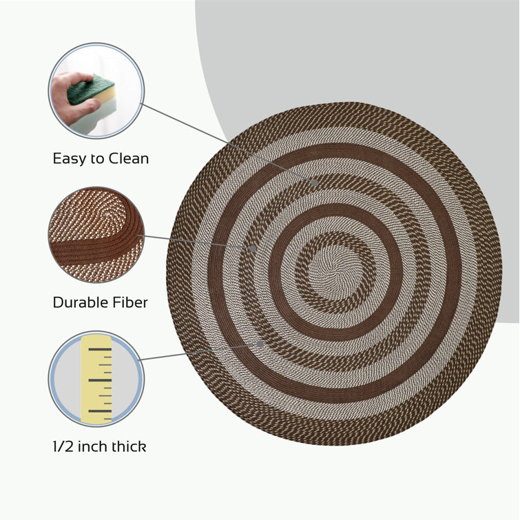 Newport Classic Brown 72" Round Braided Indoor/Outdoor Rug