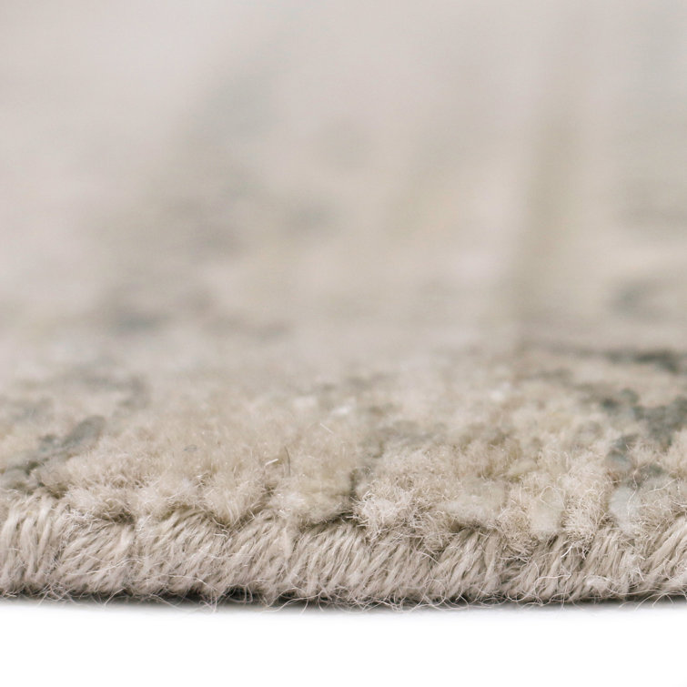 Pearl Beige Hand-Knotted Wool and Silk Area Rug 2' x 3'