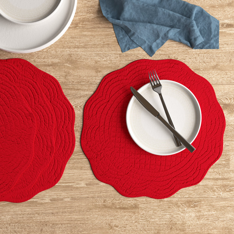 Red Cotton Quilted Scalloped Round Placemat Set