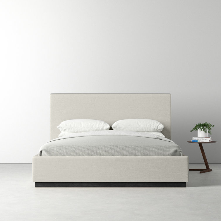 King Beige Velvet Upholstered Wood Frame Bed with Slats