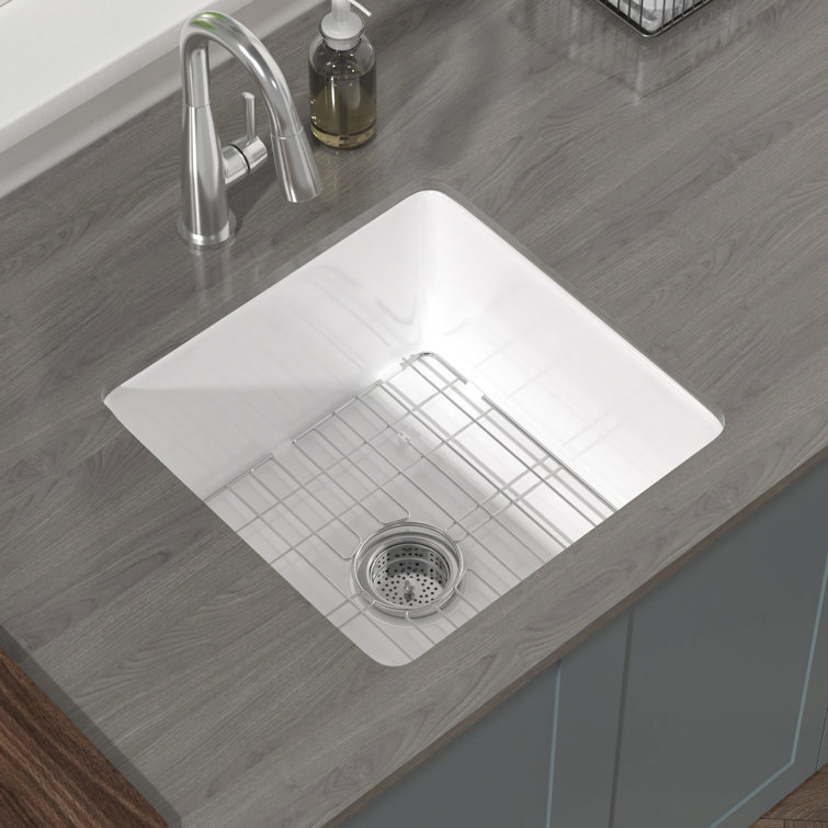 18'' White Fireclay Undermount Single Bowl Kitchen Sink