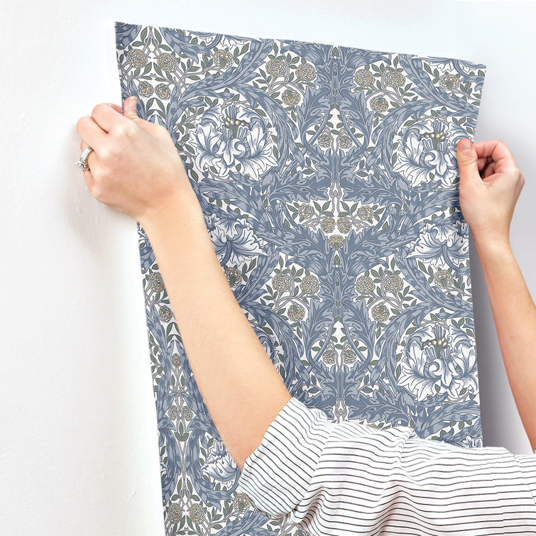 Dark Blue Floral Anemone Non-Woven Wallpaper Roll