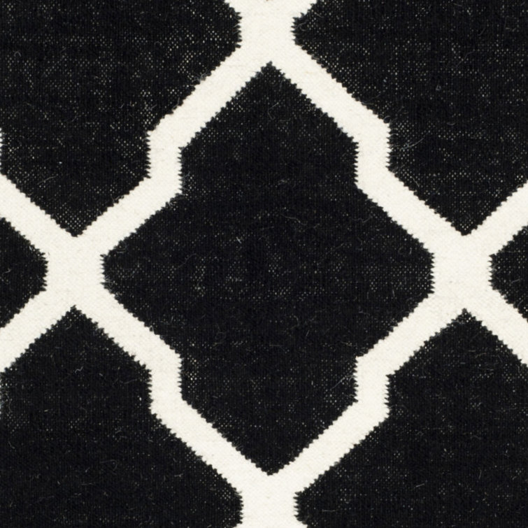 Black and Ivory Geometric Wool Flatweave Rug, 4' x 6'