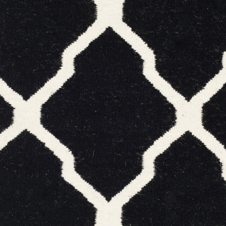 Black and Ivory Geometric Wool Flatweave Rug, 4' x 6'