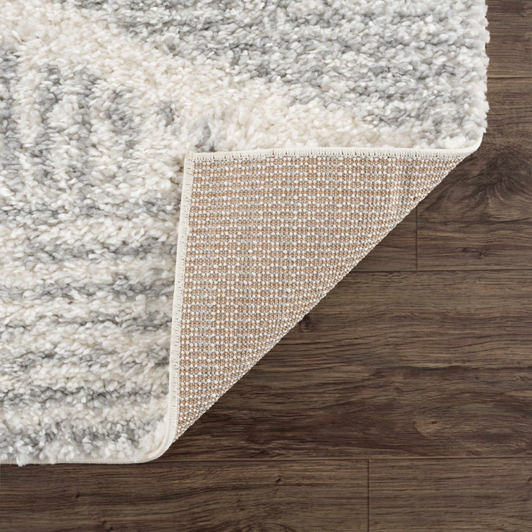 Gray and Cream Trellis Plush Shag Area Rug 5'3" x 7'3"