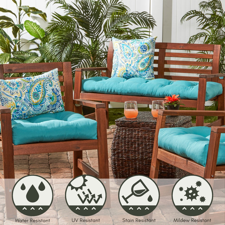 Baltic Paisley 17'' Square Outdoor Accent Pillow Set