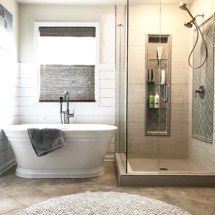 Serafina 67" x 32" Freestanding White Acrylic Soaking Bathtub