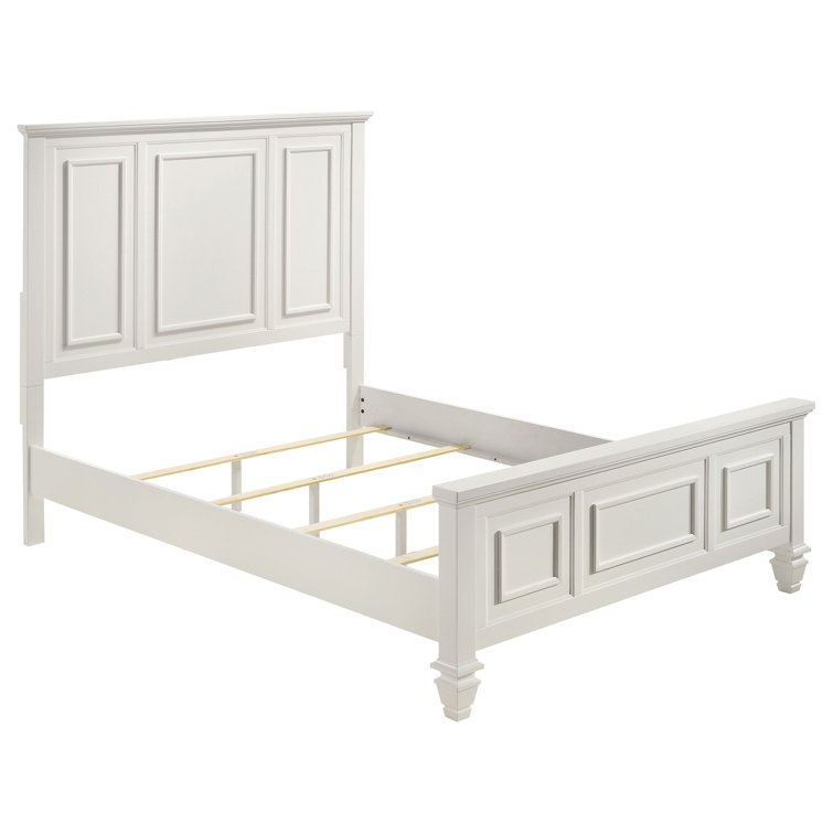 White Maple Veneer California King Bedroom Set with High Headboard
