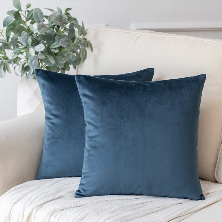 Phantoscope 18" x 18" Dark Blue Velvet Throw Pillow Set