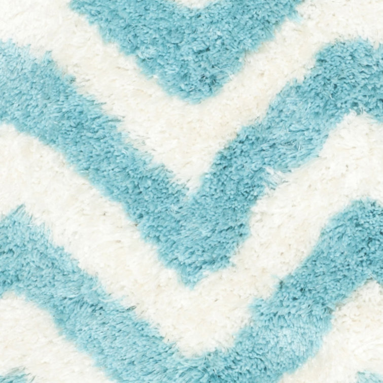 Ivory and Blue Chevron Hand-Tufted Shag Rug 2' x 3'