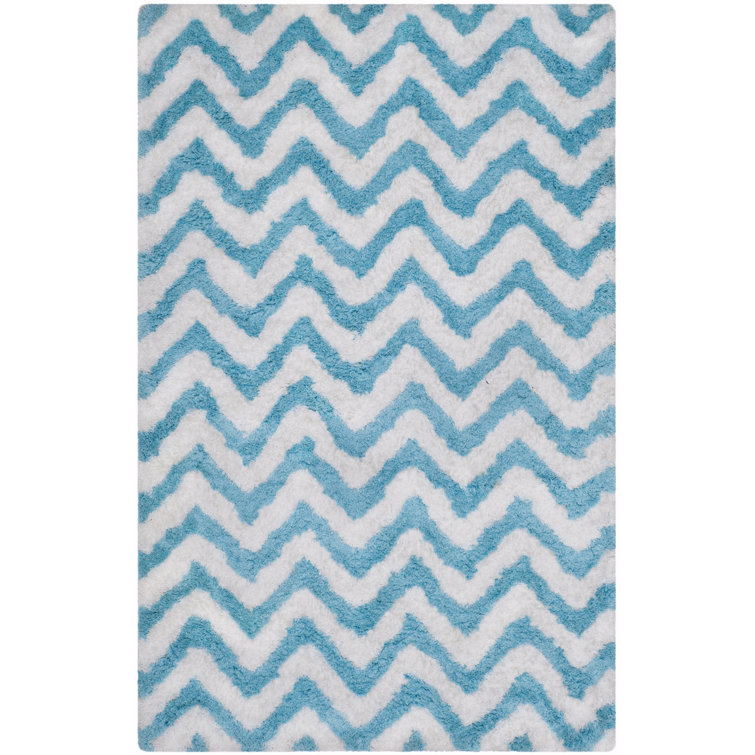 Ivory and Blue Chevron Hand-Tufted Shag Rug 2' x 3'