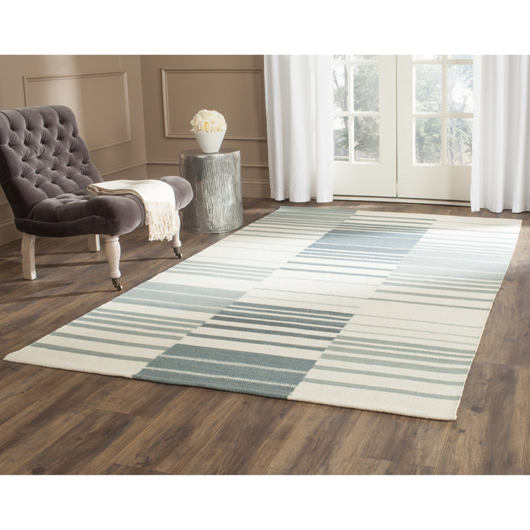 Handwoven Nomadic Ivory & Blue Wool Kilim Rug, 5' x 8'