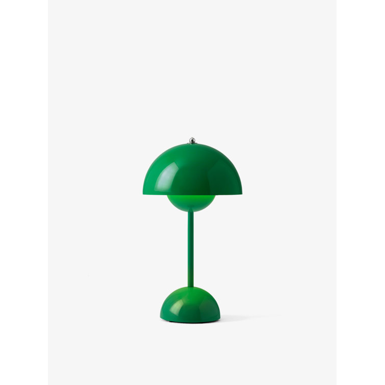 Flowerpot VP9 LED Portable Lamp