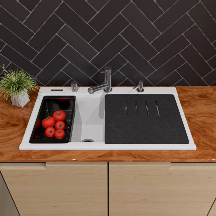 Brushed Stainless Steel Pull-Out Spray Kitchen Faucet