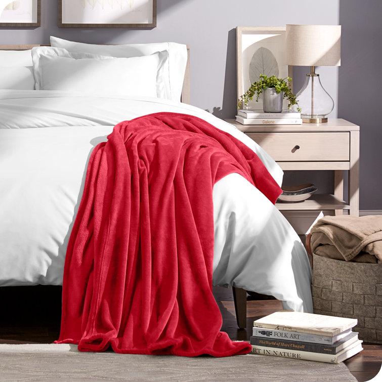 Luxurious King-Sized Red Microplush Fleece Throw Blanket