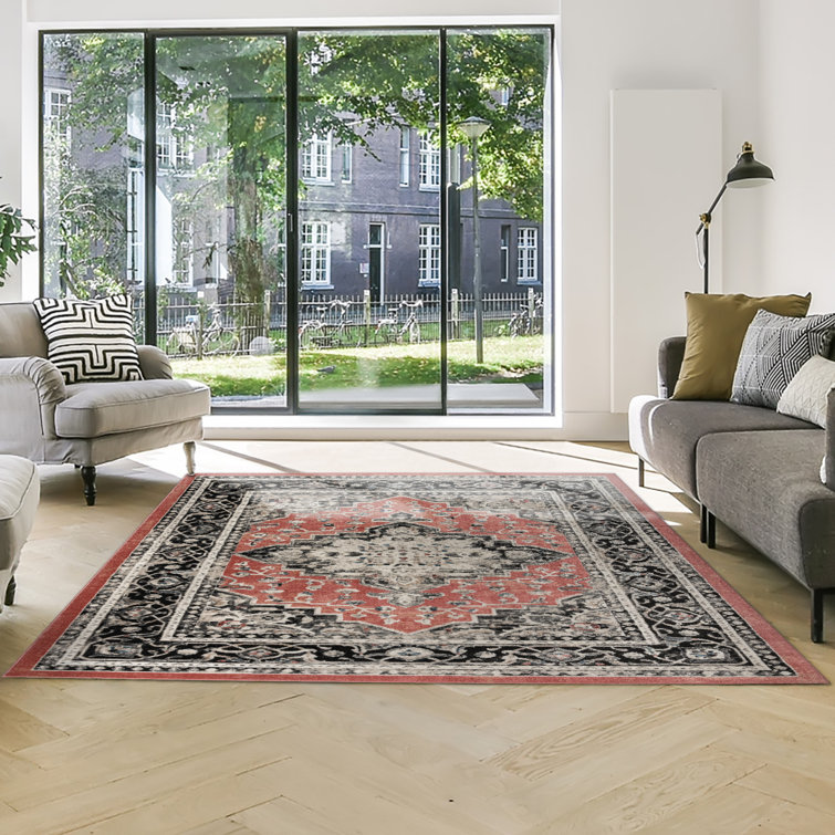 Fluer Rose 5' x 7' Tufted Synthetic Area Rug