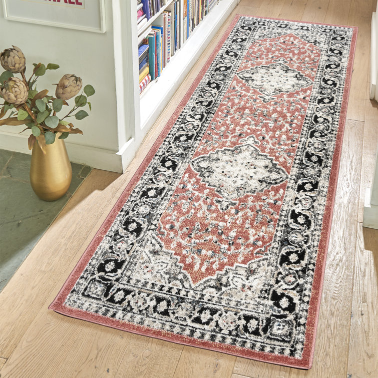 Rose and Black Tufted Synthetic 2x6 Runner Rug