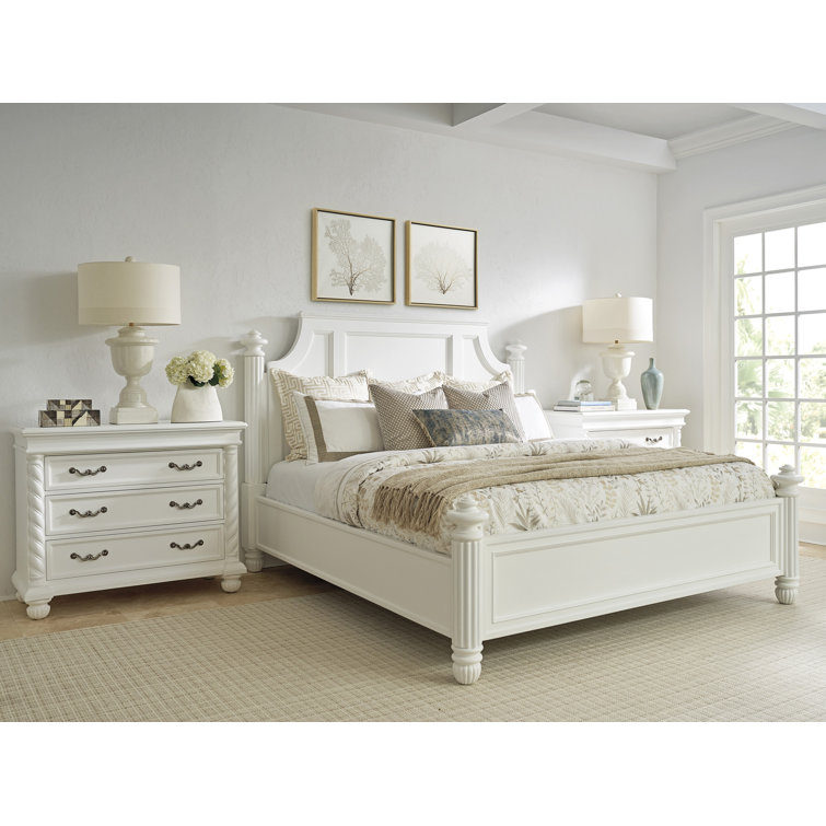 Villa Blanca White 3-Drawer French Country Dresser