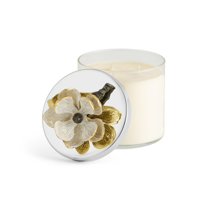 White Soy Candle with Magnolia and Jasmine Scent